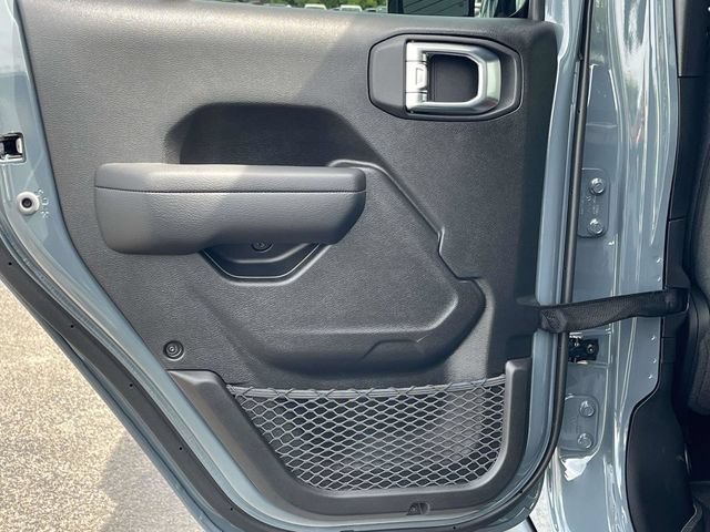 New 2026 Jeep Gladiator Sport AWD/4WD image 13