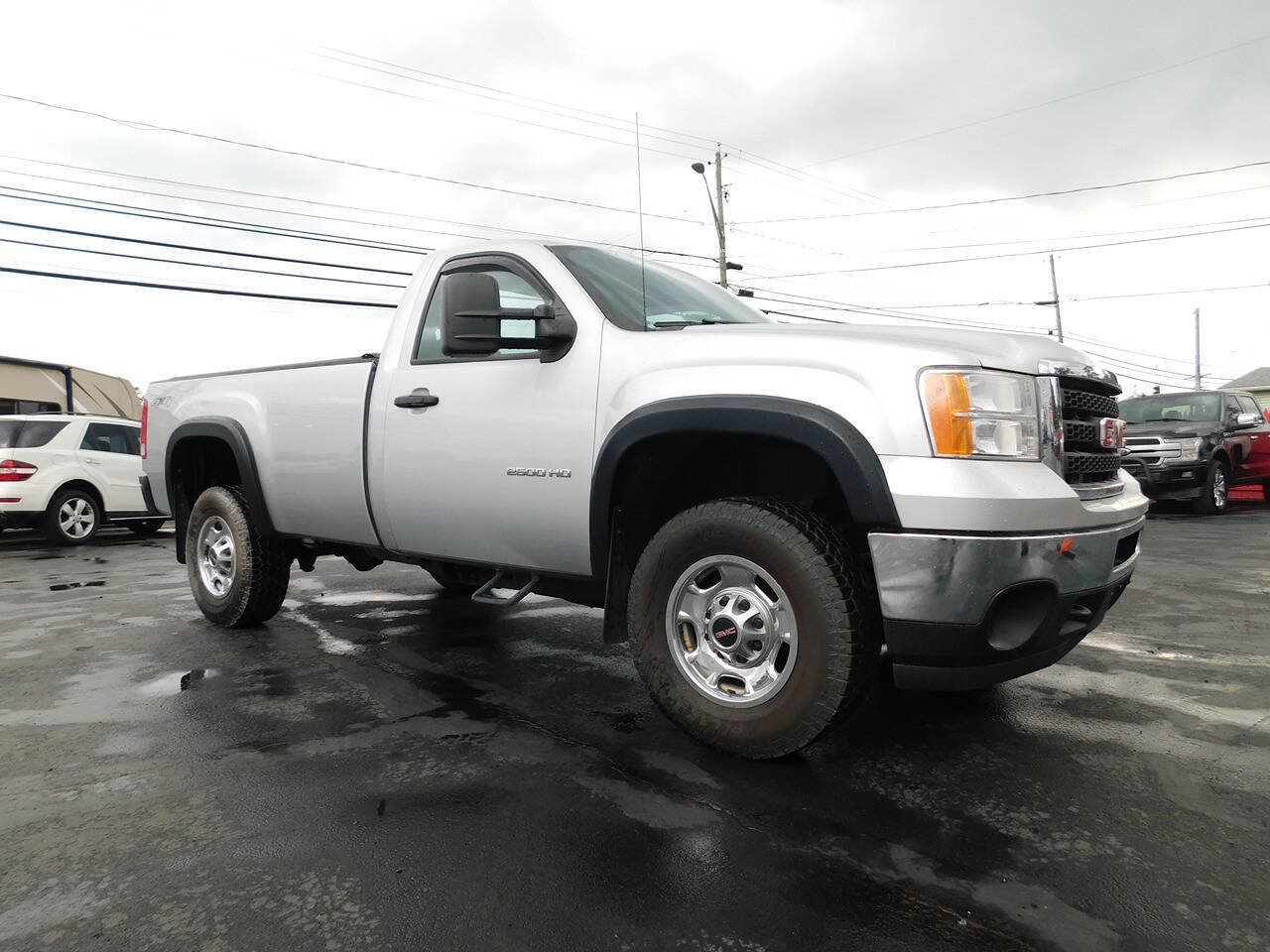 Used 2014 GMC Sierra 2500 W/T w/ Snow Plow Prep Package AWD/4WD image 1
