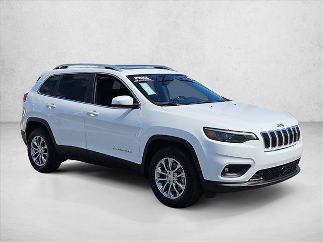Used 2021 Jeep Cherokee Latitude Lux w/ Sun & Sound Group AWD/4WD image 3