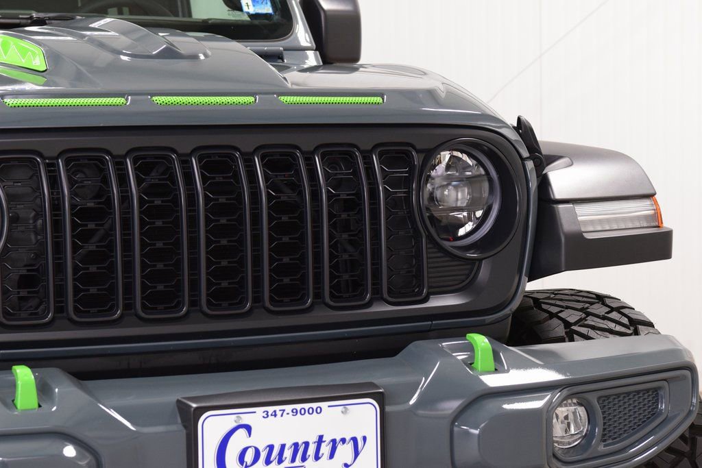 Used 2024 Jeep Wrangler Rubicon w/ Safety Group image 9