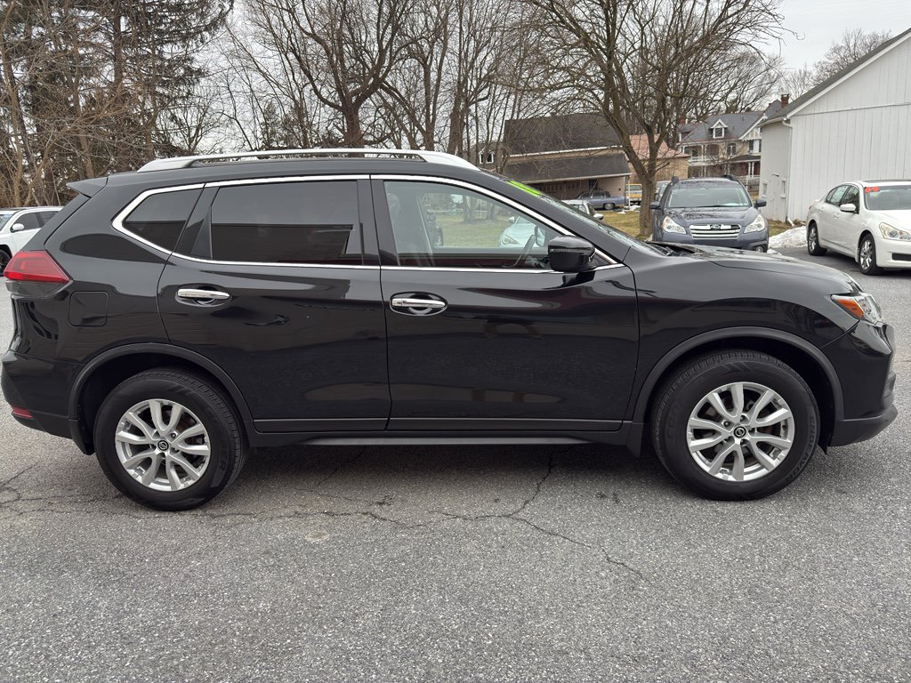Used 2018 Nissan Rogue SV AWD/4WD image 6