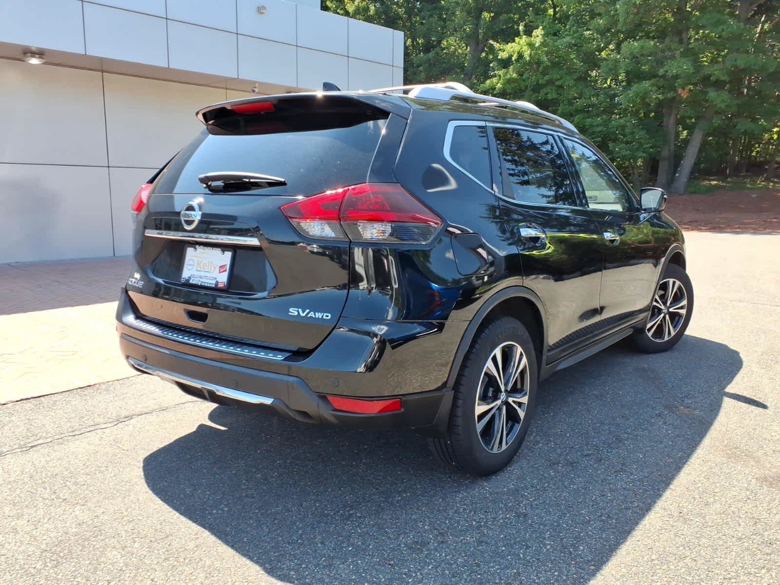 Certified 2020 Nissan Rogue SV w/ Sun & Sound Touring Package AWD/4WD image 5