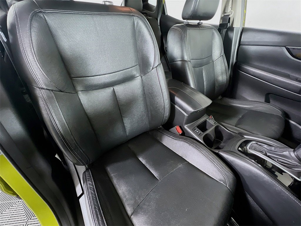 Used 2017 Nissan Rogue Sport SL w/ SL Premium Package image 27