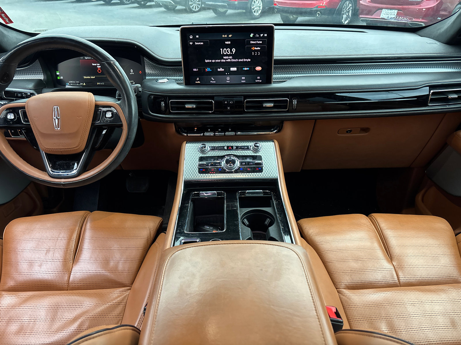 Used 2023 Lincoln Aviator Black Label w/ Class IV Trailer Tow Package image 31