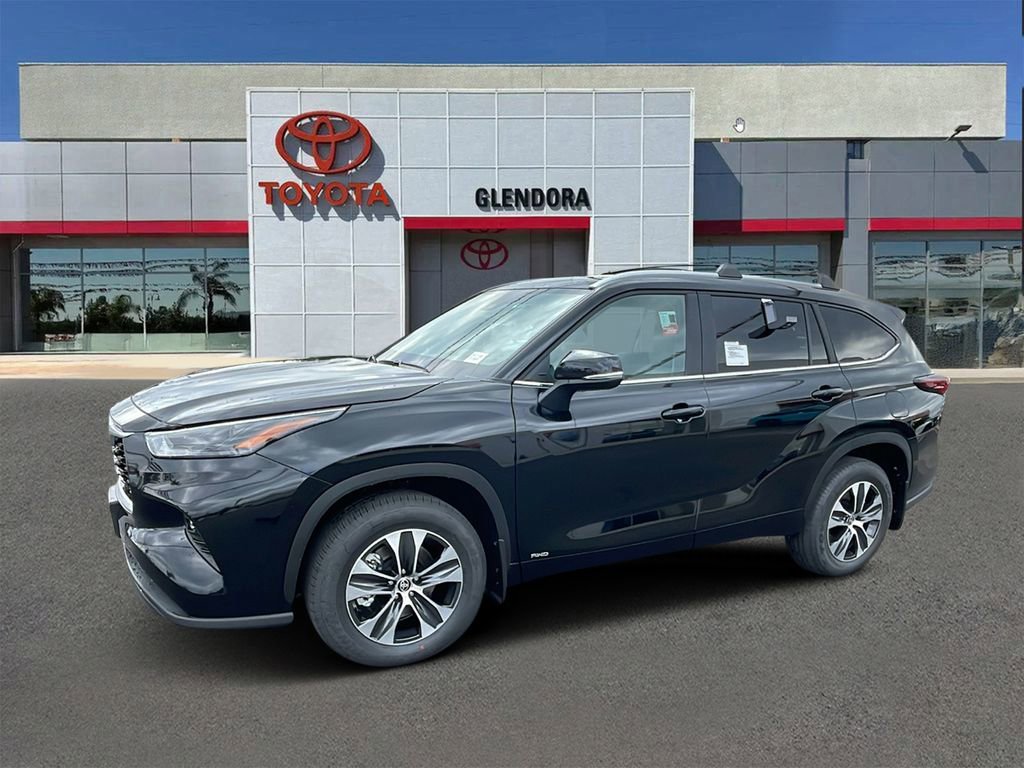 New 2026 Toyota Highlander XLE image 7