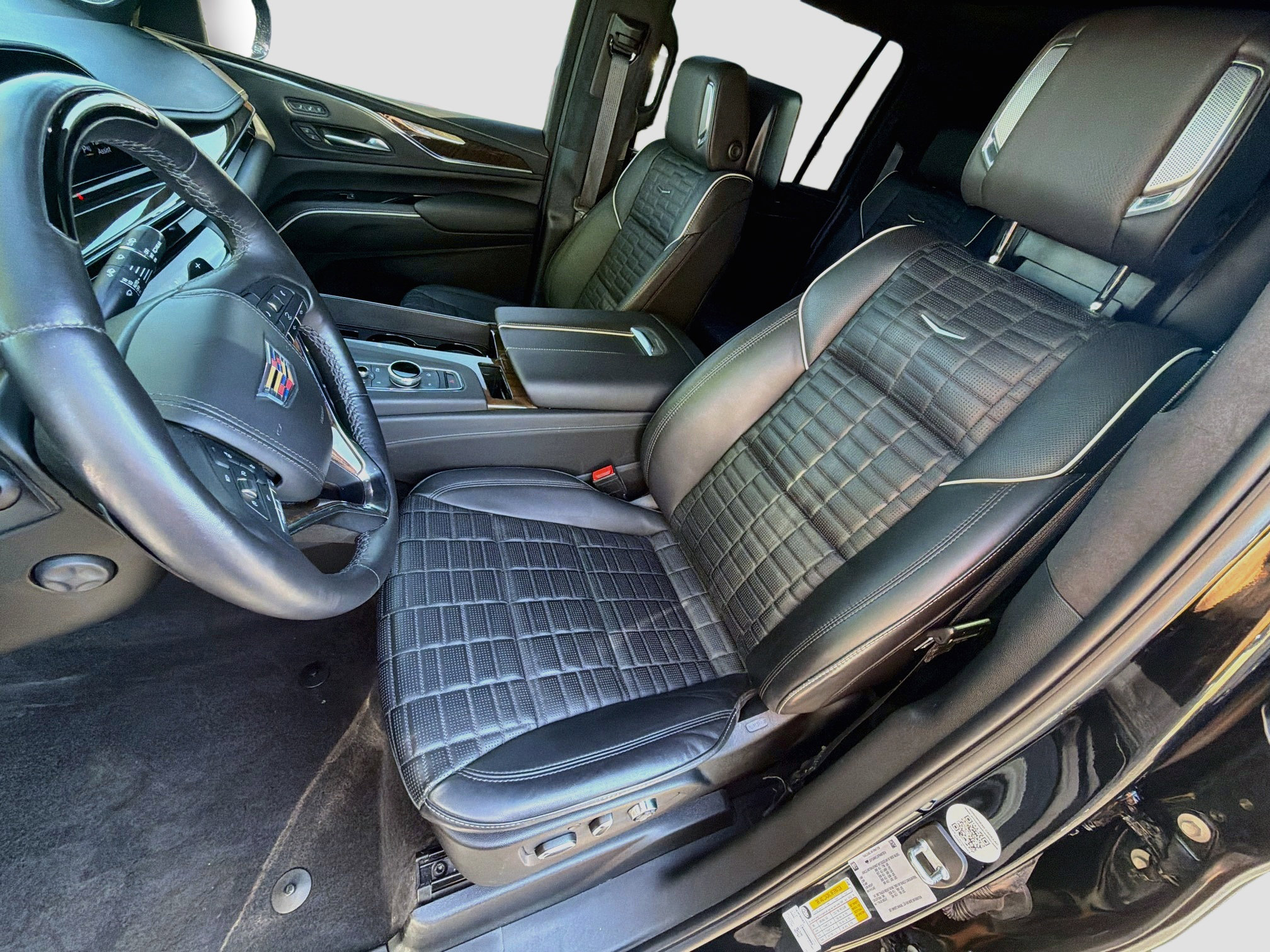 Certified 2023 Cadillac Escalade ESV Sport Platinum w/ LPO, ONYX Package AWD/4WD image 22