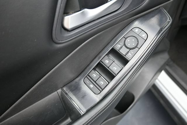 Used 2024 Nissan Rogue SV FWD image 13