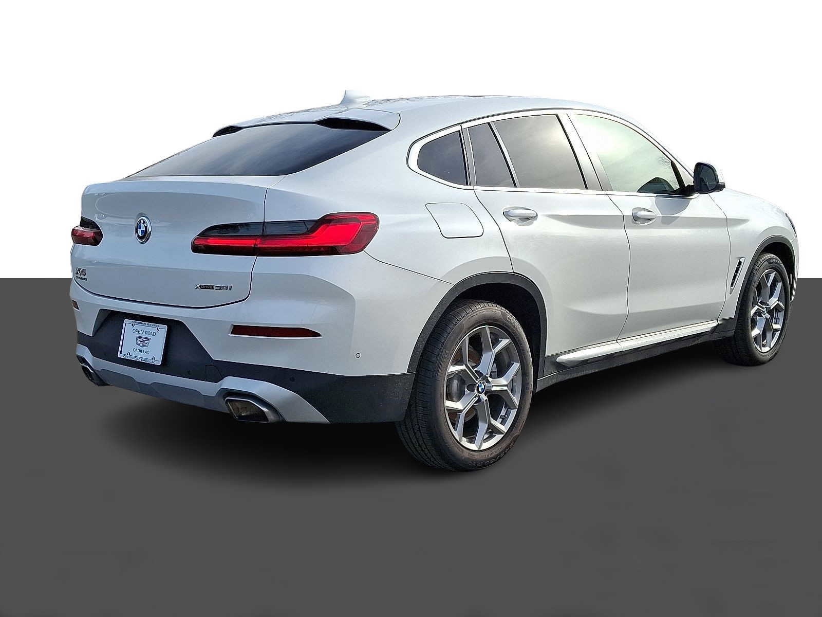 Used 2023 BMW X4 xDrive30i w/ Parking Assistance Package image 6