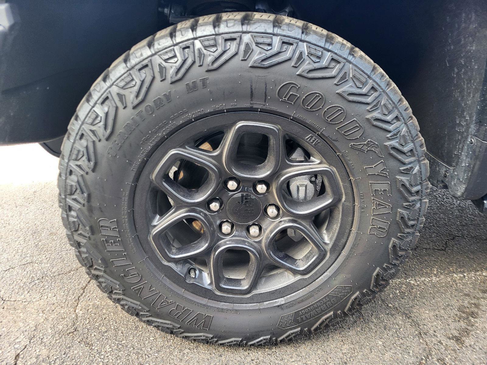 Used 2025 Chevrolet Silverado 1500 ZR2 w/ ZR2 Bison Edition image 15