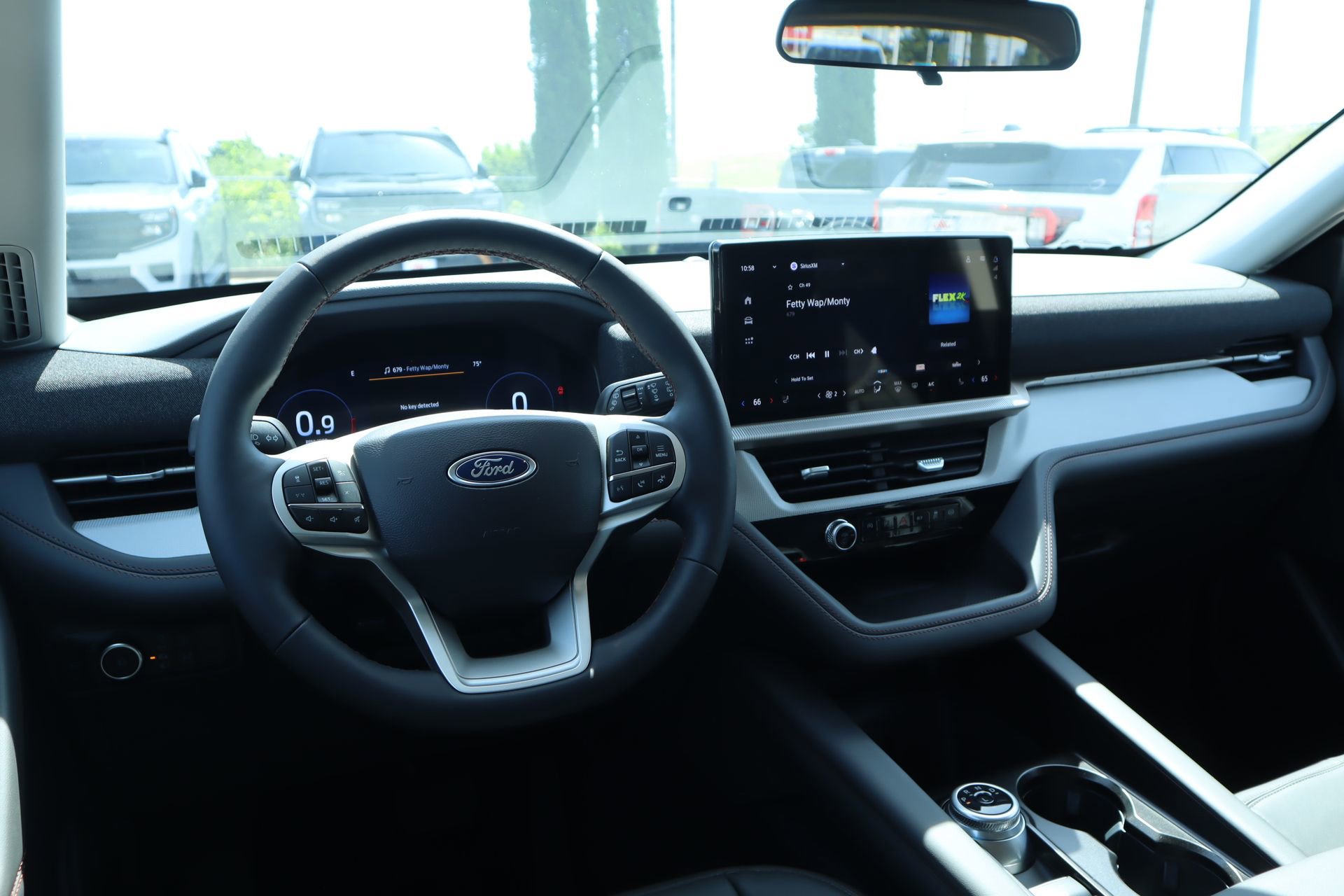 New 2026 Ford Explorer Active w/ Active Comfort Package RWD image 2