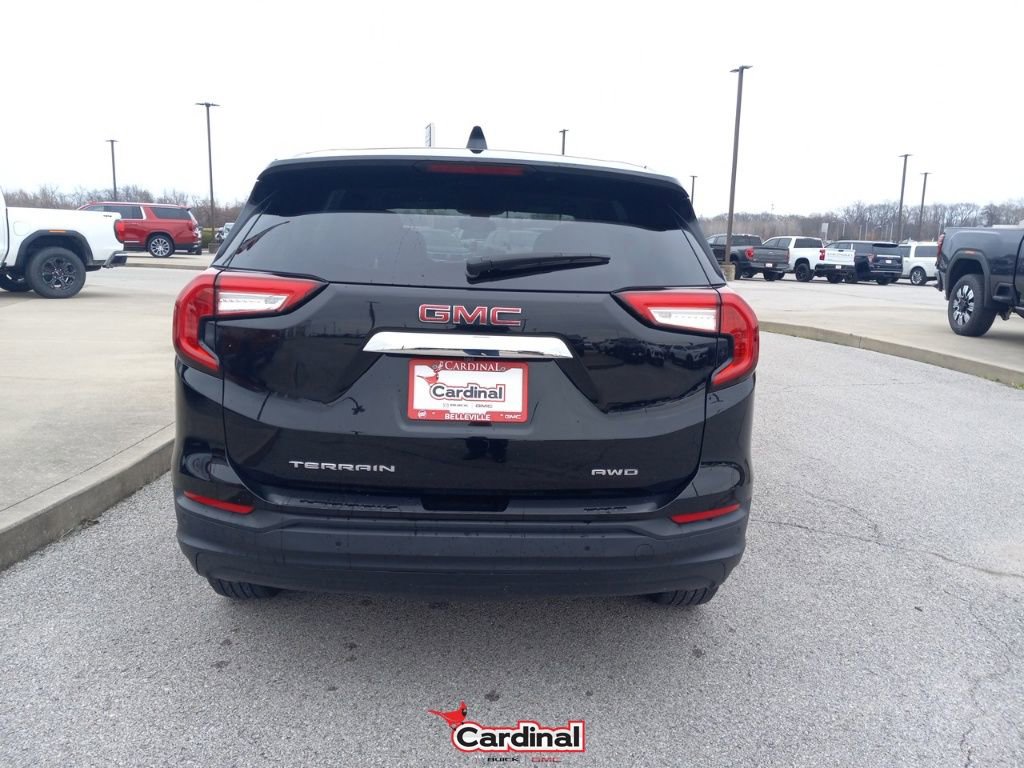 Used 2022 GMC Terrain SLE w/ Fleet Convenience Package image 10