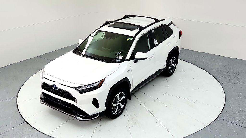 Used 2023 Toyota RAV4 SE w/ Weather & Moonroof Package AWD/4WD image 14