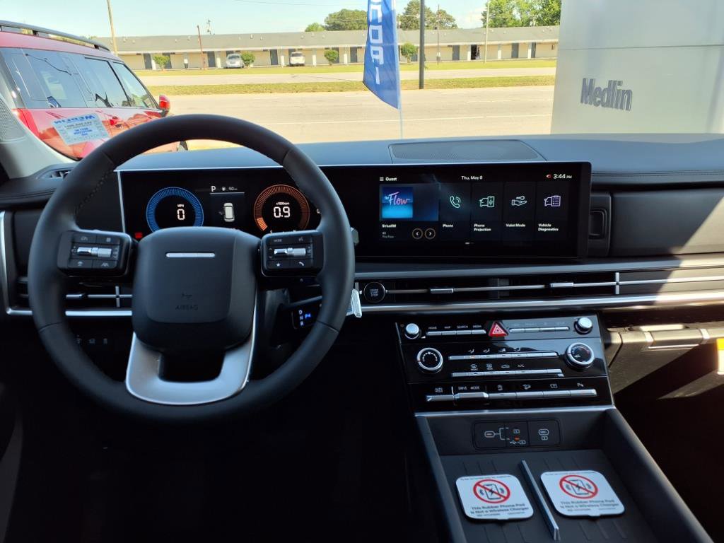 New 2025 Hyundai Santa Fe SE image 7