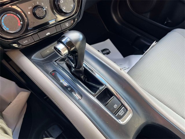 Used 2019 Honda HR-V LX image 32