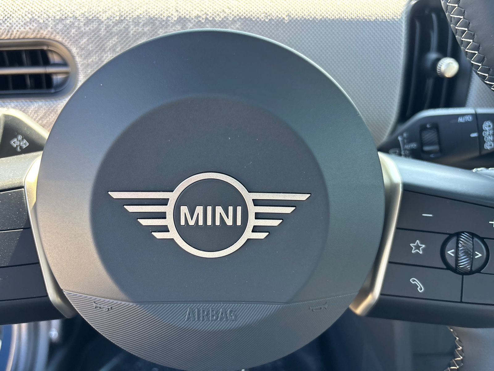 New 2026 MINI Cooper S FWD image 17