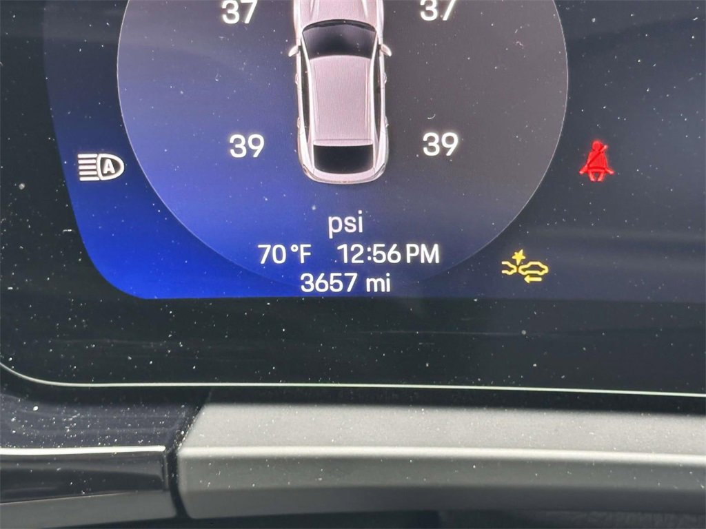 Certified 2024 Porsche Macan Turbo Electric image 20
