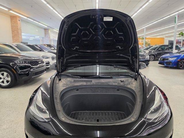 Used 2022 Tesla Model 3 Standard Range RWD image 36