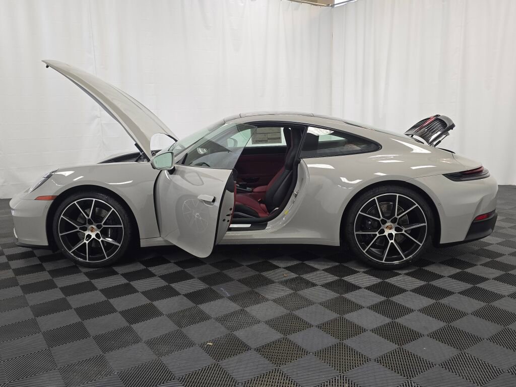 New 2026 Porsche 911 Carrera image 13