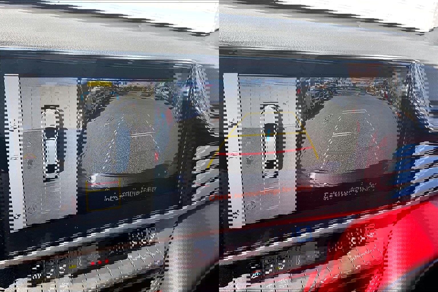 Used 2025 Toyota Camry XSE w/ Premium Plus Package image 26