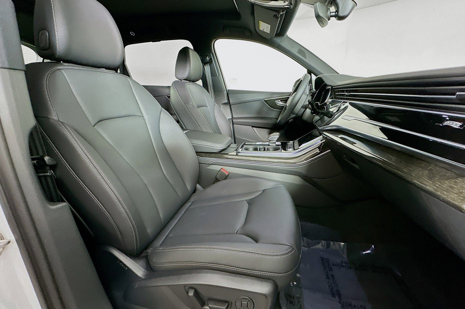 New 2025 Audi Q7 3.0T Premium Plus image 8