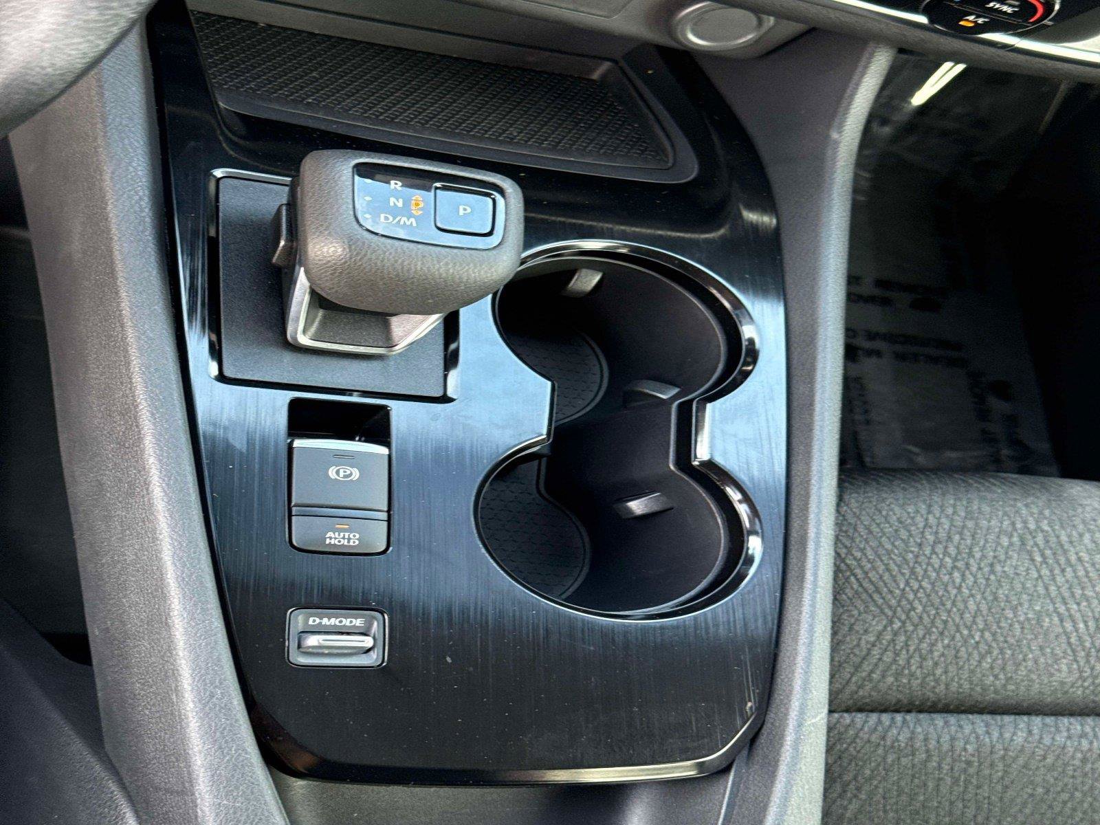 Used 2024 Nissan Rogue SV FWD image 27