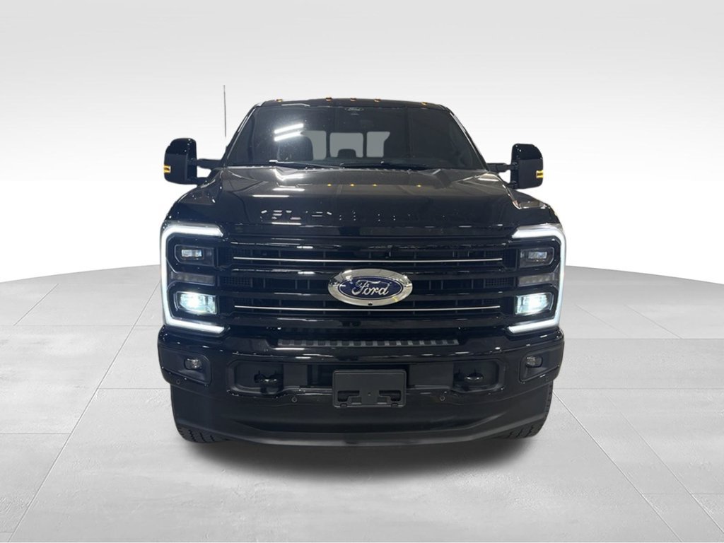 Used 2026 Ford F250 Platinum AWD/4WD image 2