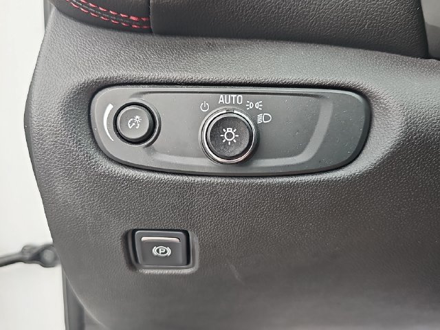 Used 2019 Chevrolet Blazer RS w/ LPO, Floor Liner Package FWD image 30
