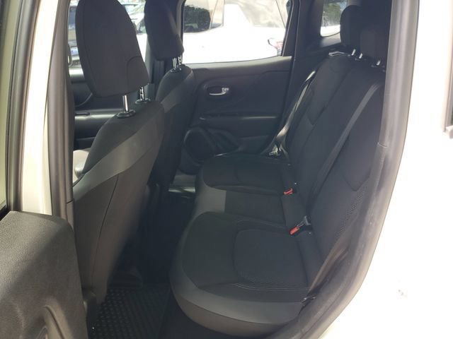 Used 2023 Jeep Renegade Altitude AWD/4WD image 41