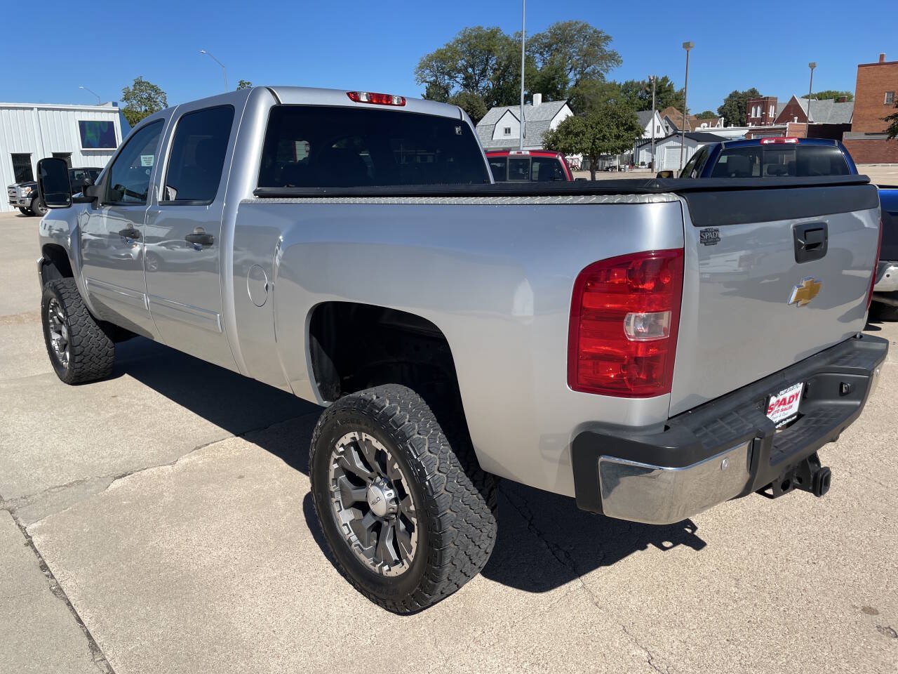 Used 2014 Chevrolet Silverado 2500 LT w/ Interior Plus Package AWD/4WD image 3