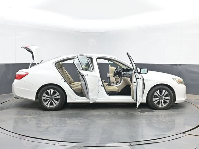 Used 2015 Honda Accord LX image 49