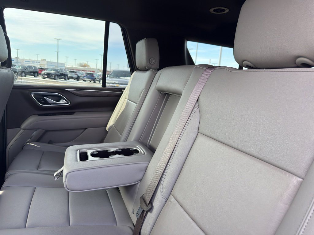 Used 2022 Chevrolet Tahoe LT w/ Luxury Package image 33