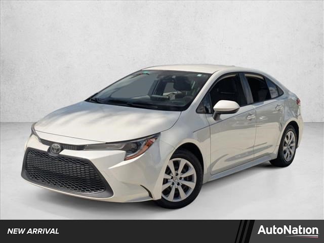 Used 2021 Toyota Corolla LE image 1