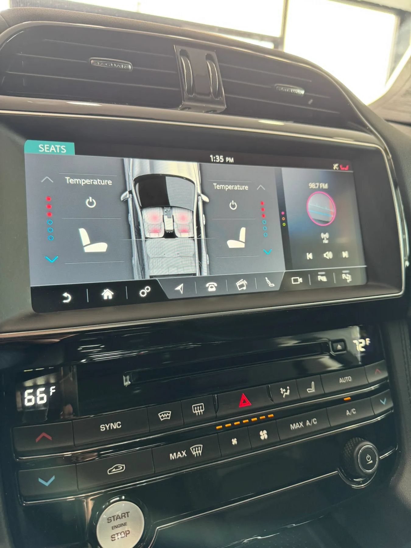 Used 2020 Jaguar F-PACE Prestige AWD/4WD image 32