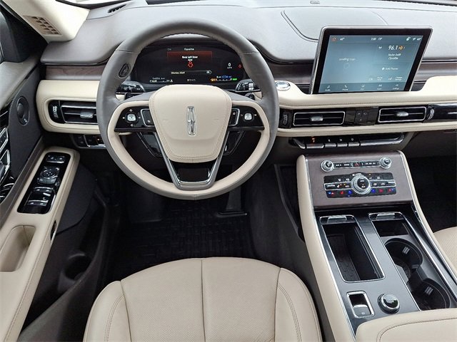 Used 2023 Lincoln Aviator Grand Touring w/ Equipment Group 301A image 11
