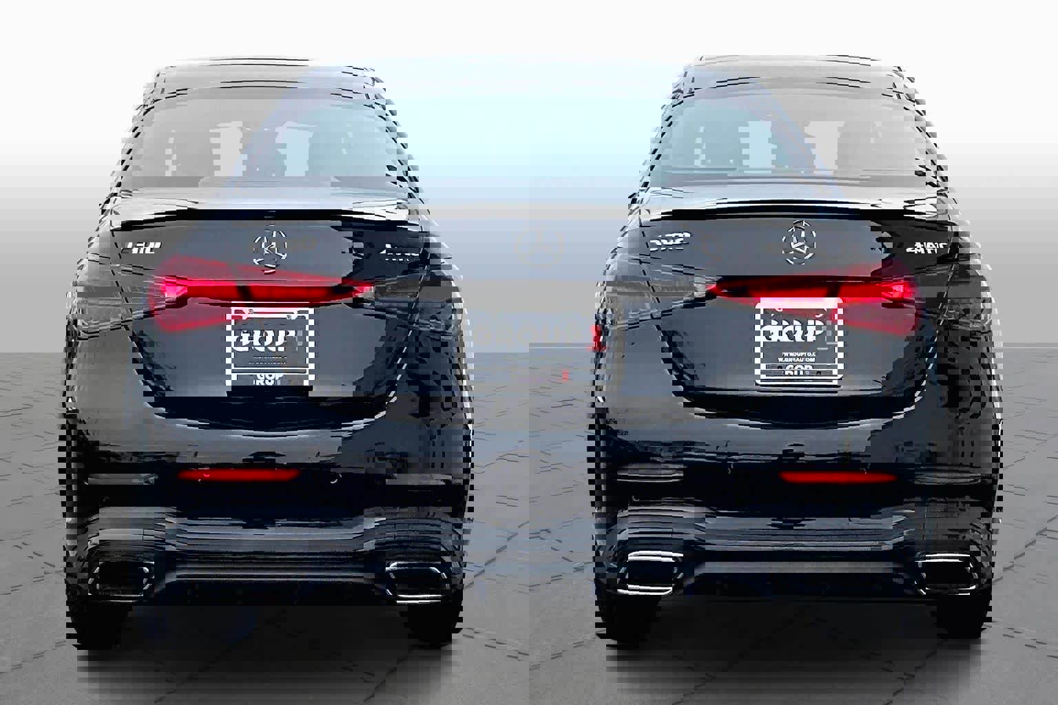 Used 2024 Mercedes-Benz C 300 4MATIC Sedan image 4