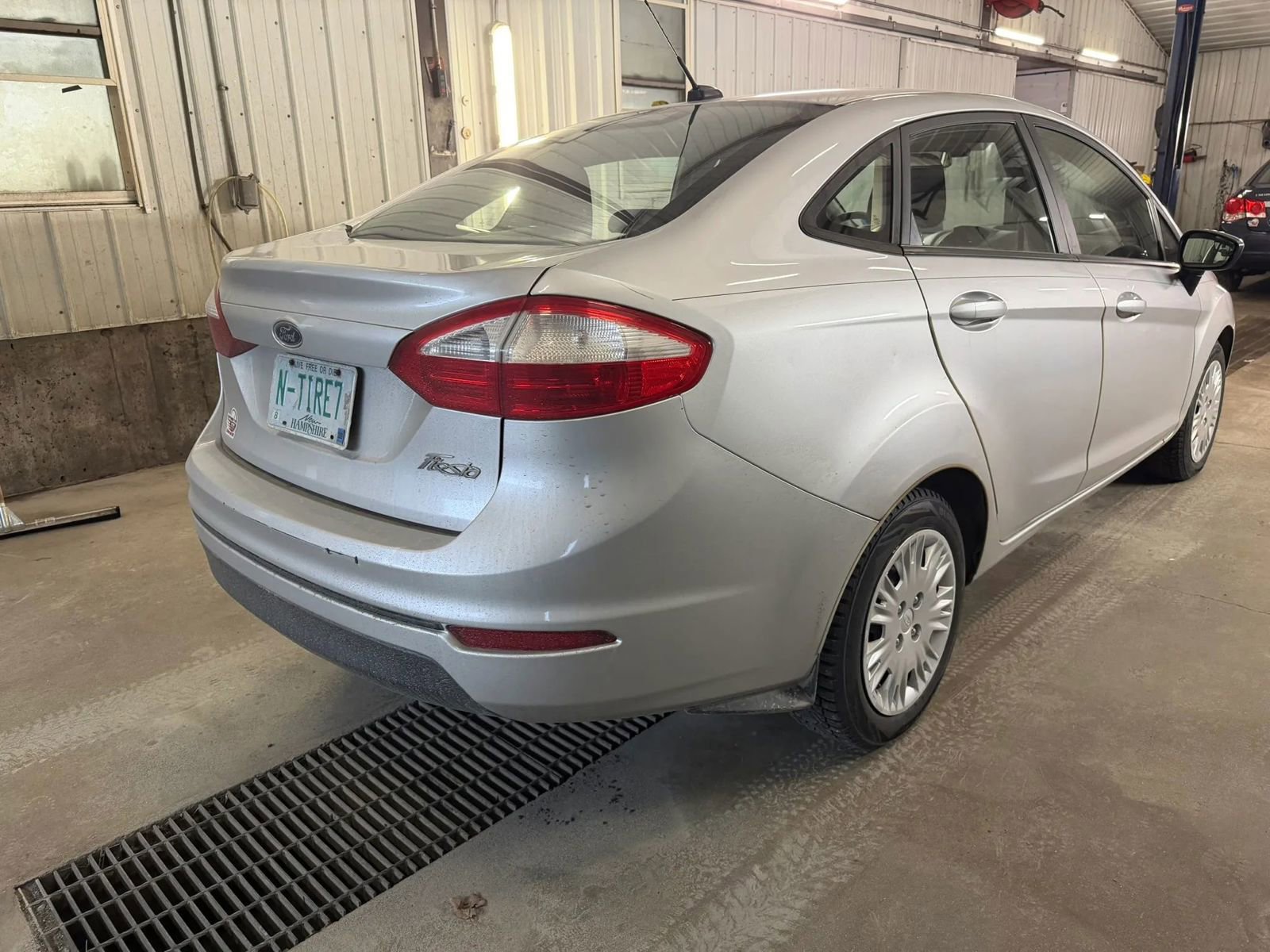 Used 2016 Ford Fiesta S FWD image 6