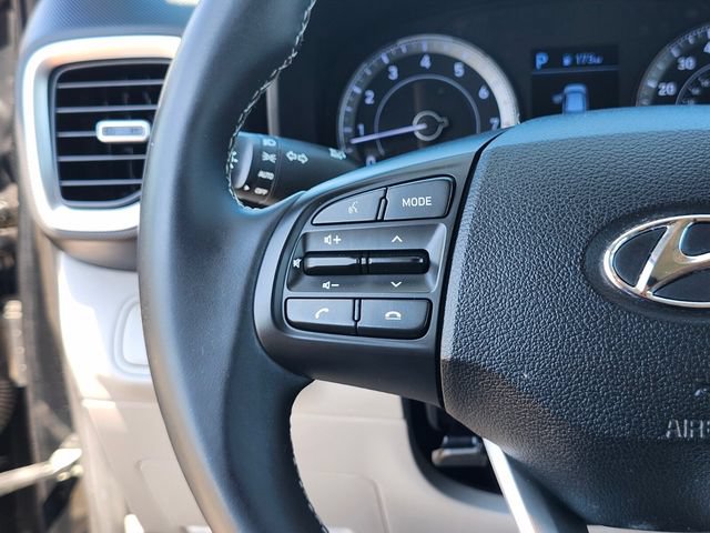 Used 2022 Hyundai Venue SEL FWD image 29