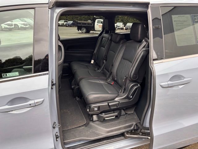 Used 2024 Honda Odyssey Sport image 18