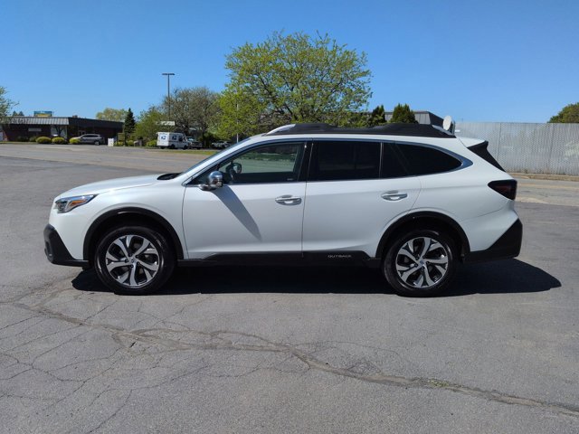 Used 2022 Subaru Outback Touring XT AWD/4WD image 17
