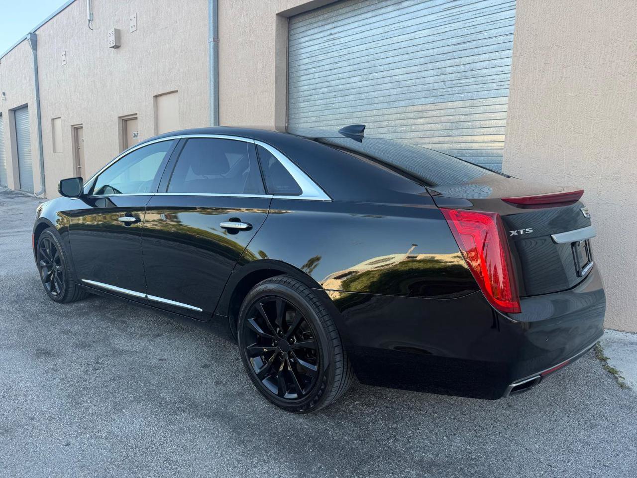 Used 2017 Cadillac XTS Luxury FWD image 14
