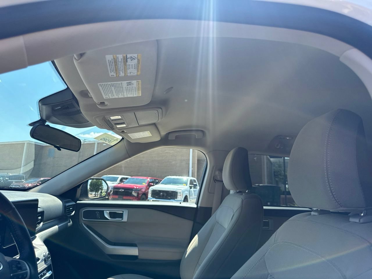 Certified 2023 Ford Explorer XLT AWD/4WD image 8
