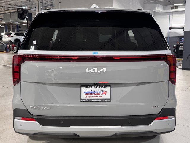 New 2026 Kia Carnival EX image 18