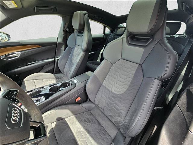 Used 2023 Audi e-tron GT Prestige w/ Prestige Package AWD/4WD image 14