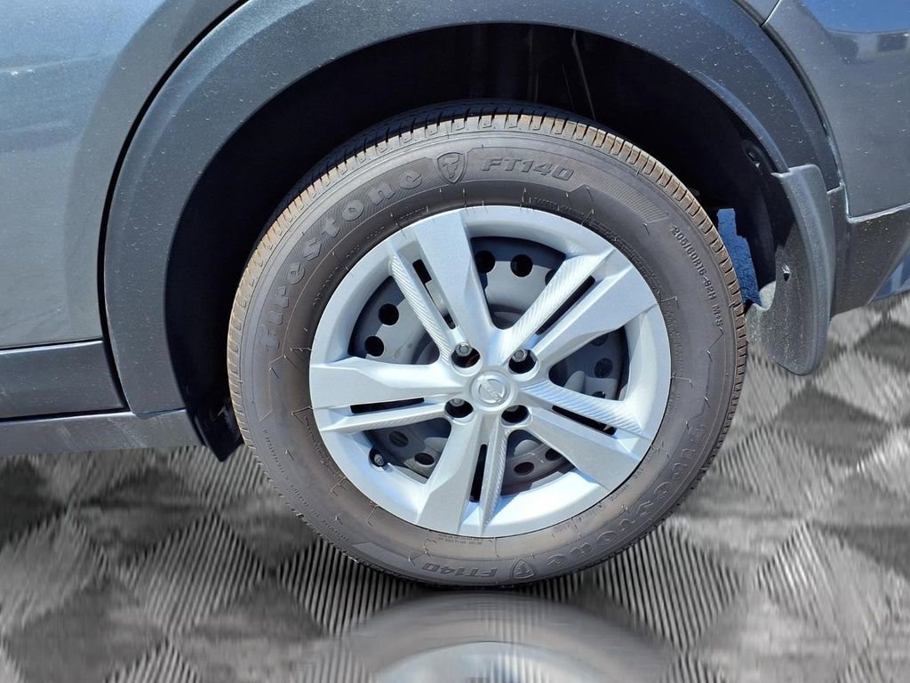 Used 2025 Nissan Kicks Play S FWD image 21
