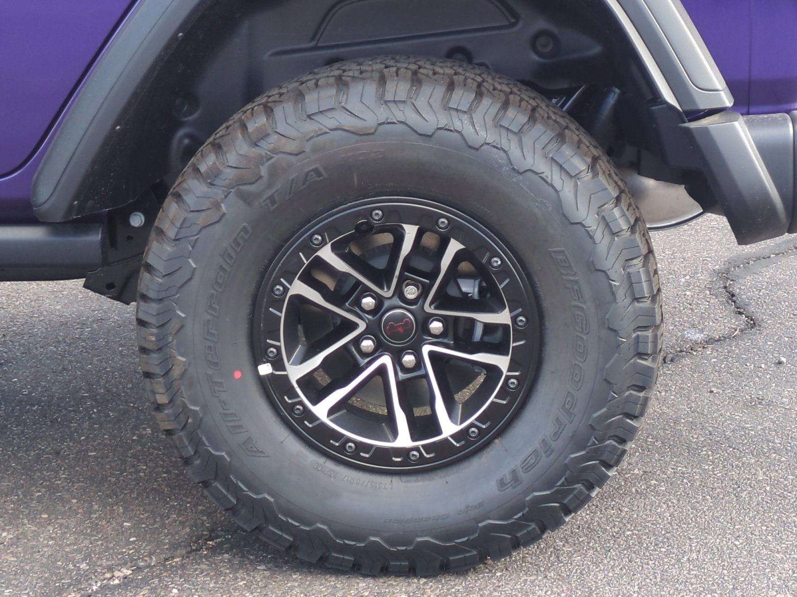 New 2026 Jeep Wrangler Unlimited Rubicon w/ Xtreme 35 Tire Package image 26