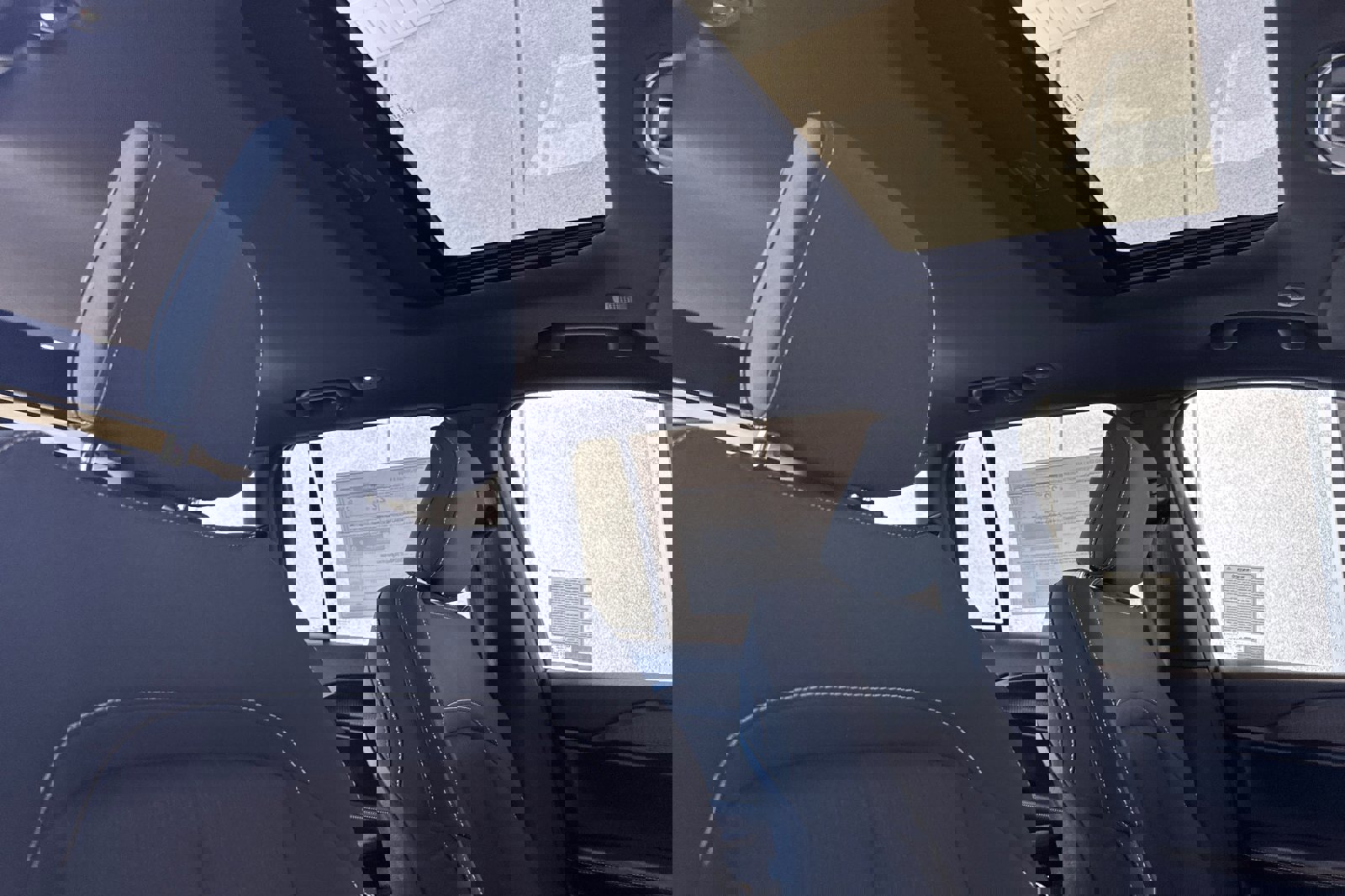 New 2025 Jeep Grand Cherokee Laredo X w/ Luxury Tech Group I image 17