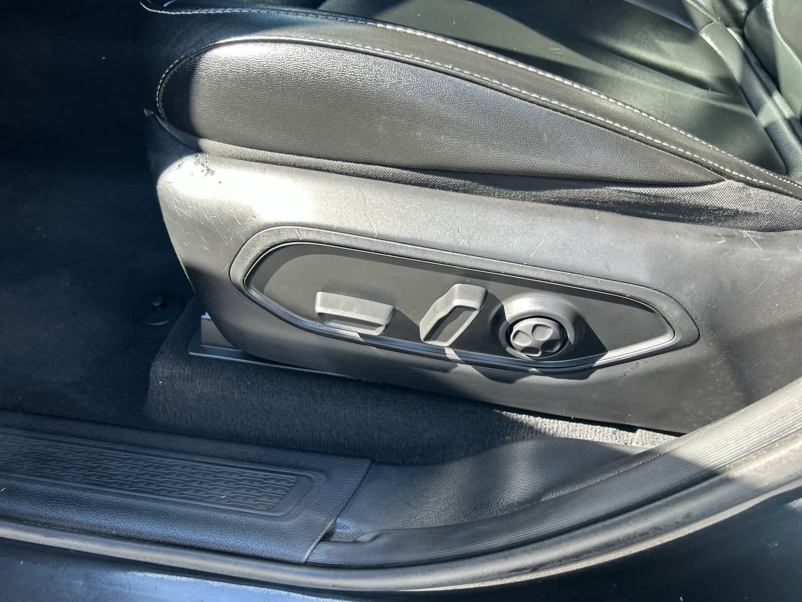 Used 2023 Jeep Grand Cherokee 4WD 4xe image 22