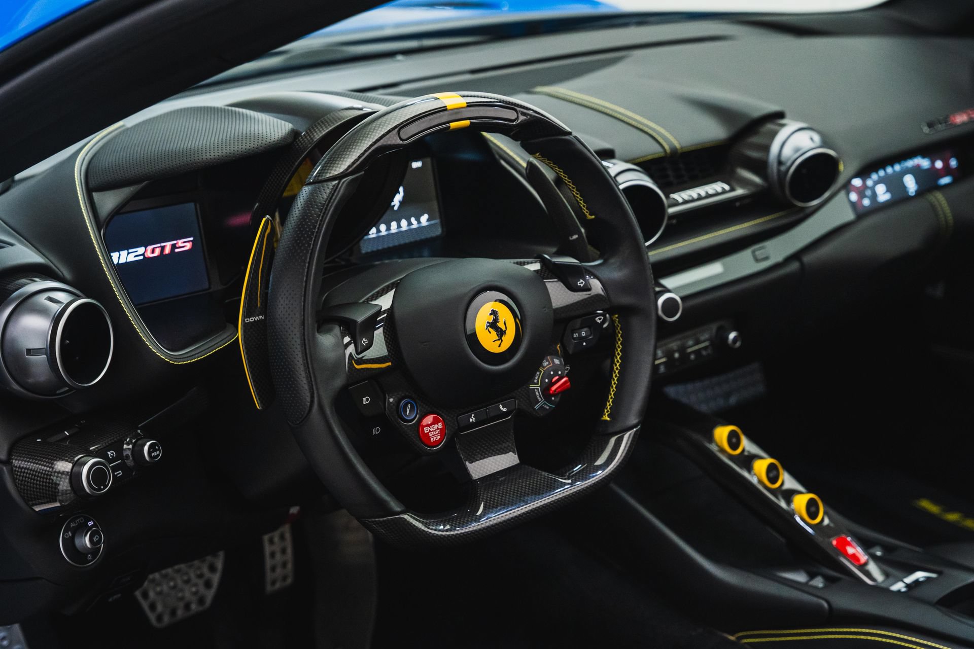 Used 2022 Ferrari 812 GTS RWD image 46