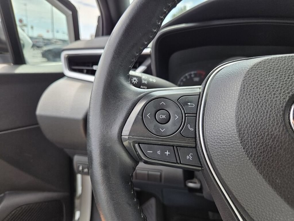 Used 2022 Toyota Corolla SE FWD image 23