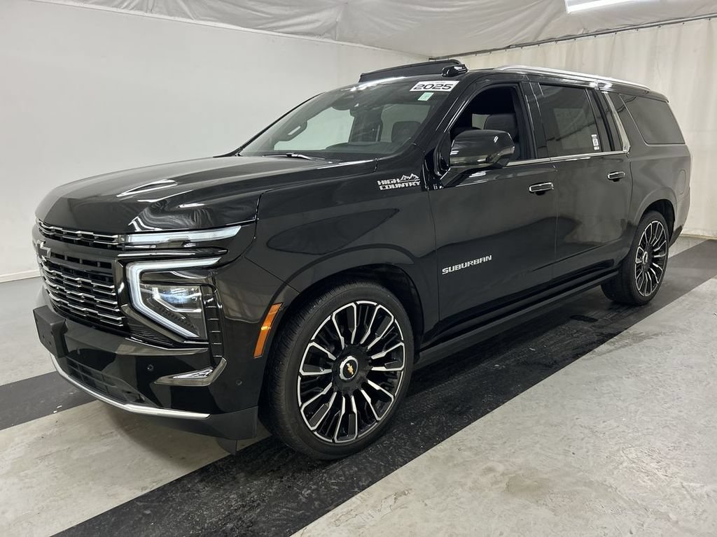 Certified 2025 Chevrolet Suburban High Country AWD/4WD image 5